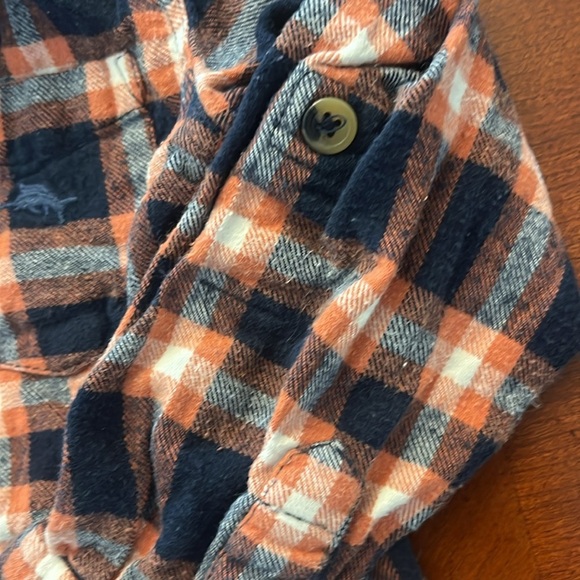 Tommy Bahama Boys plaid Flannel button-up 3T long sleeve - Picture 5 of 8